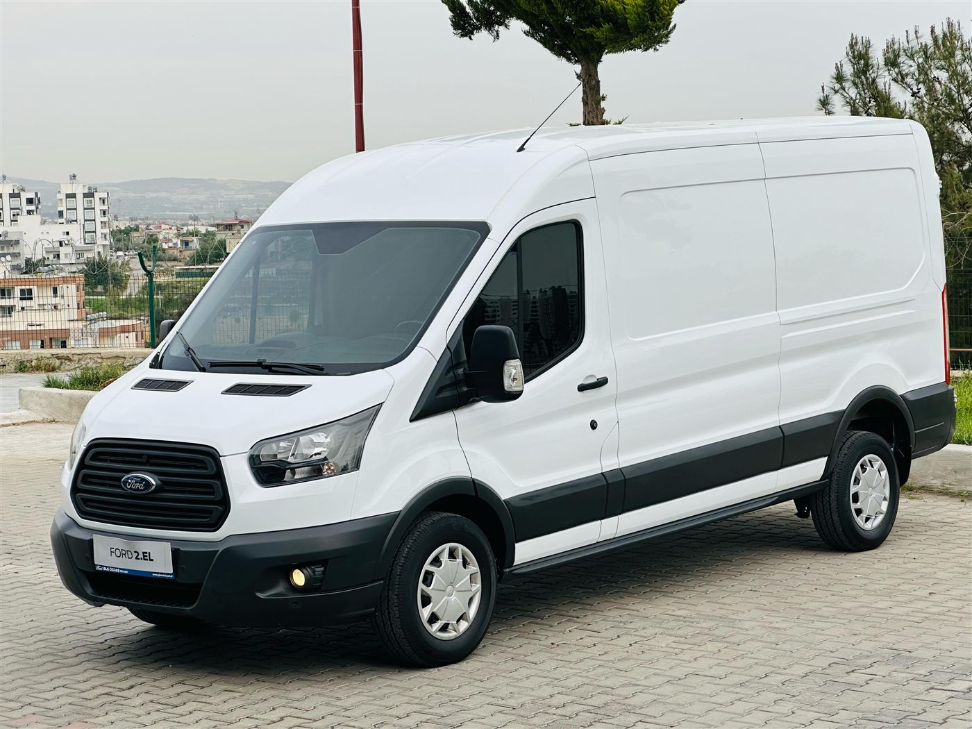 Ford Transit 350 L Van
