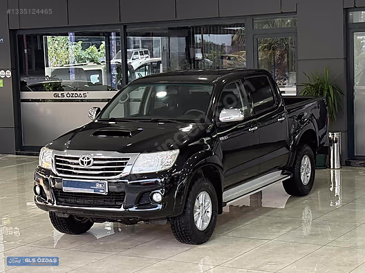 2015 Toyota Hilux Adventure 2.5 4x2 — Siyah
