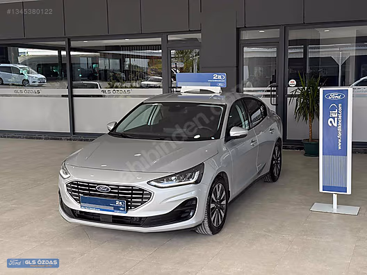 2025 Ford Focus 1.5 EcoBlue Titanium X — Gri