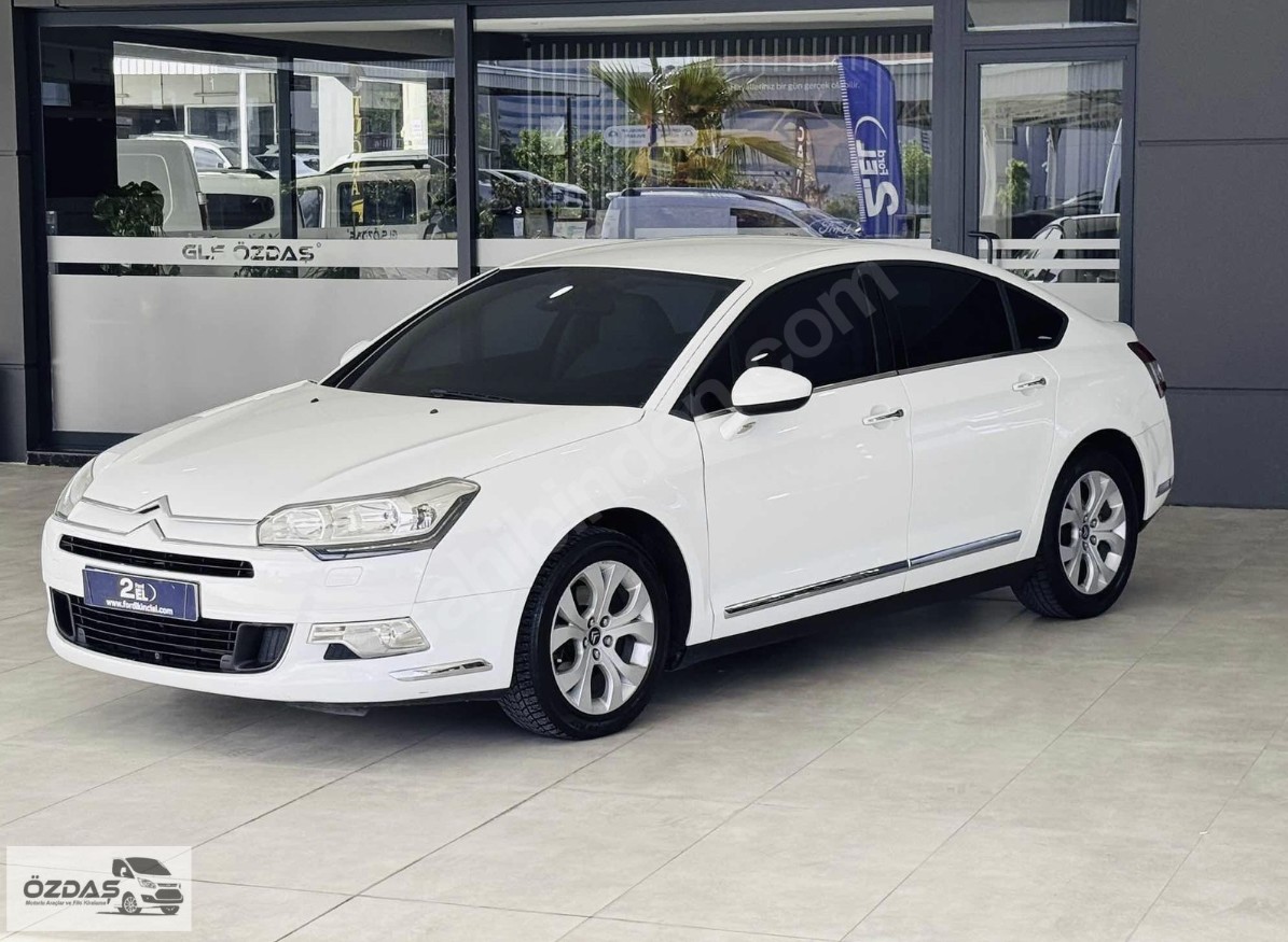 CITROEN C5 1.6 HDI CONFORT 2012 MODEL