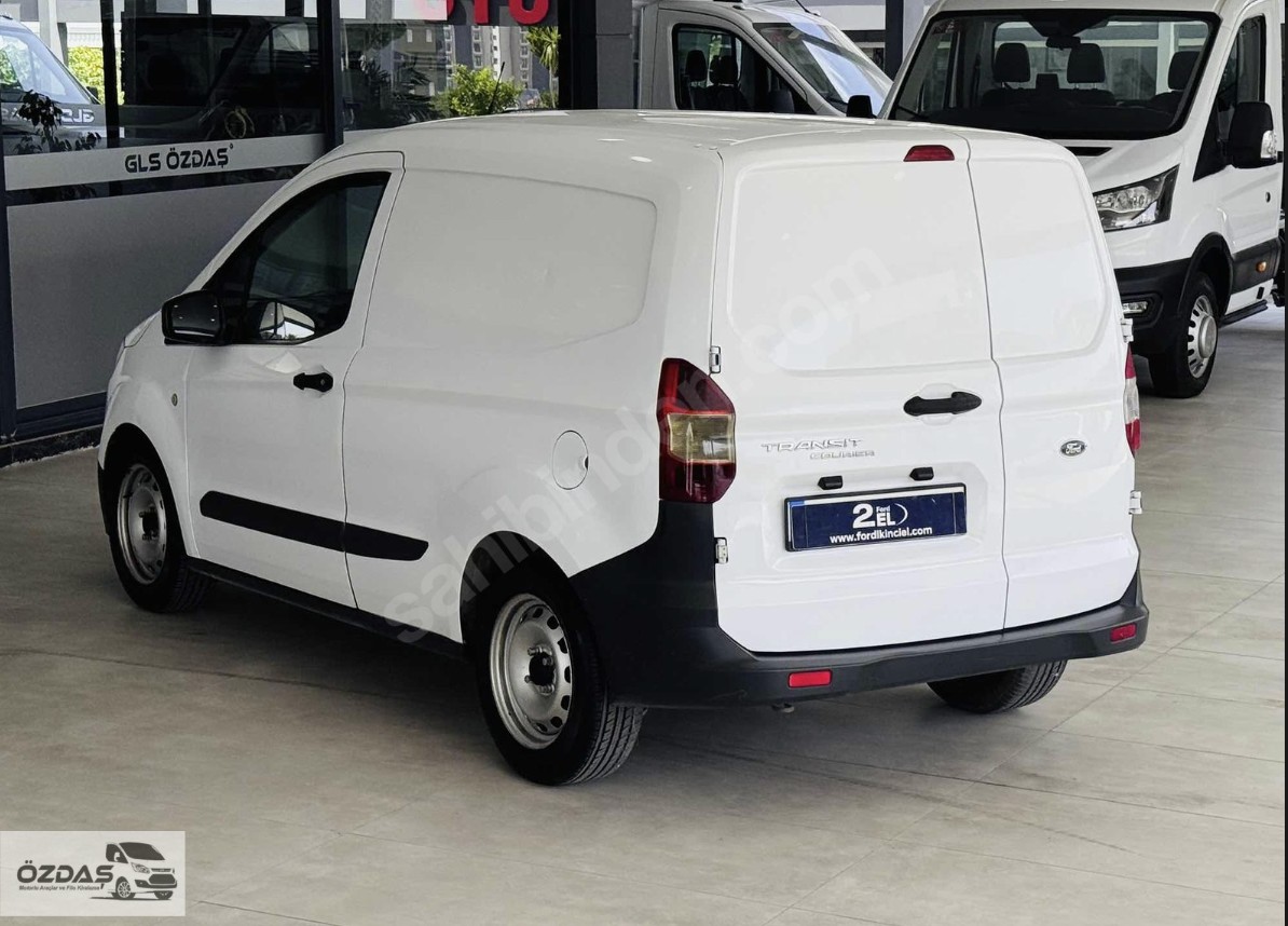 COURİER VAN A/C KLİMALI FORD 2015 MODEL