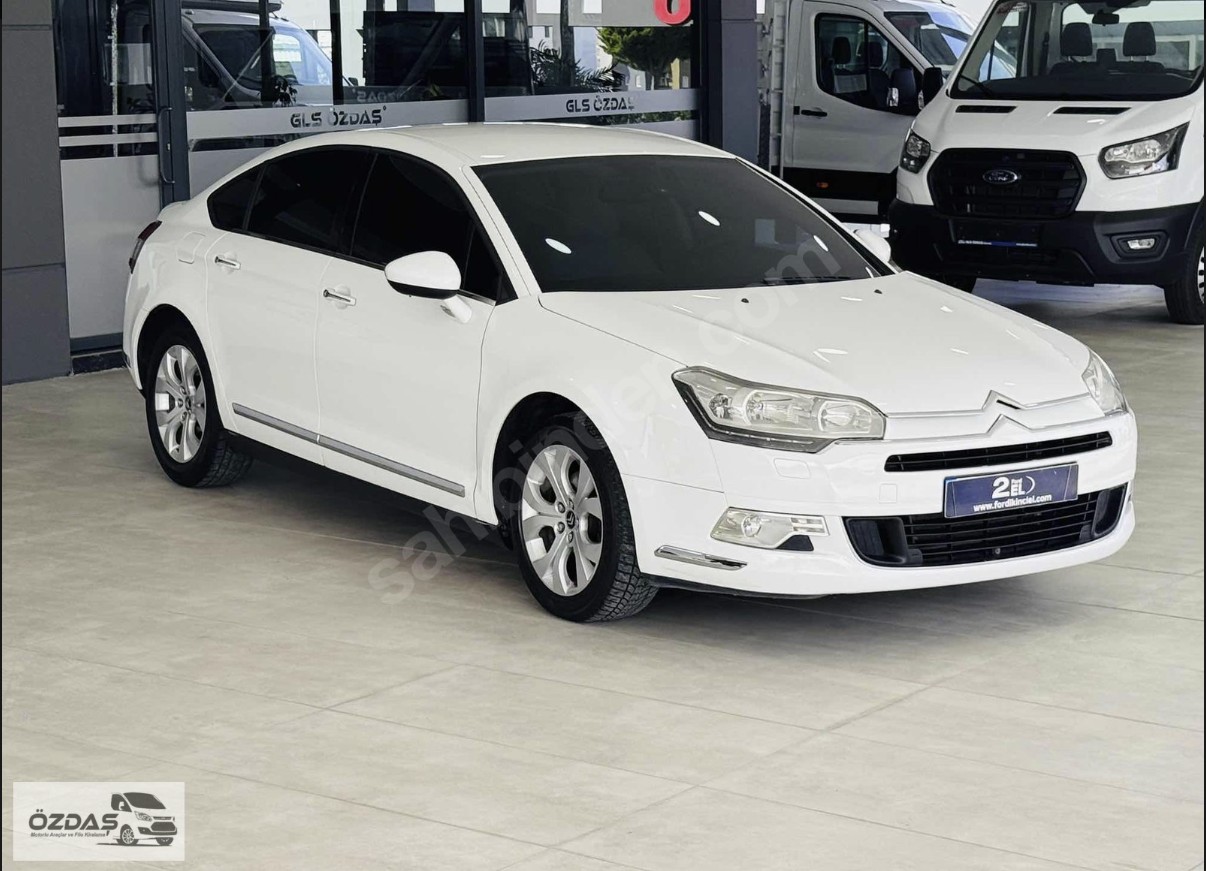 CITROEN C5 1.6 HDI CONFORT 2012 MODEL