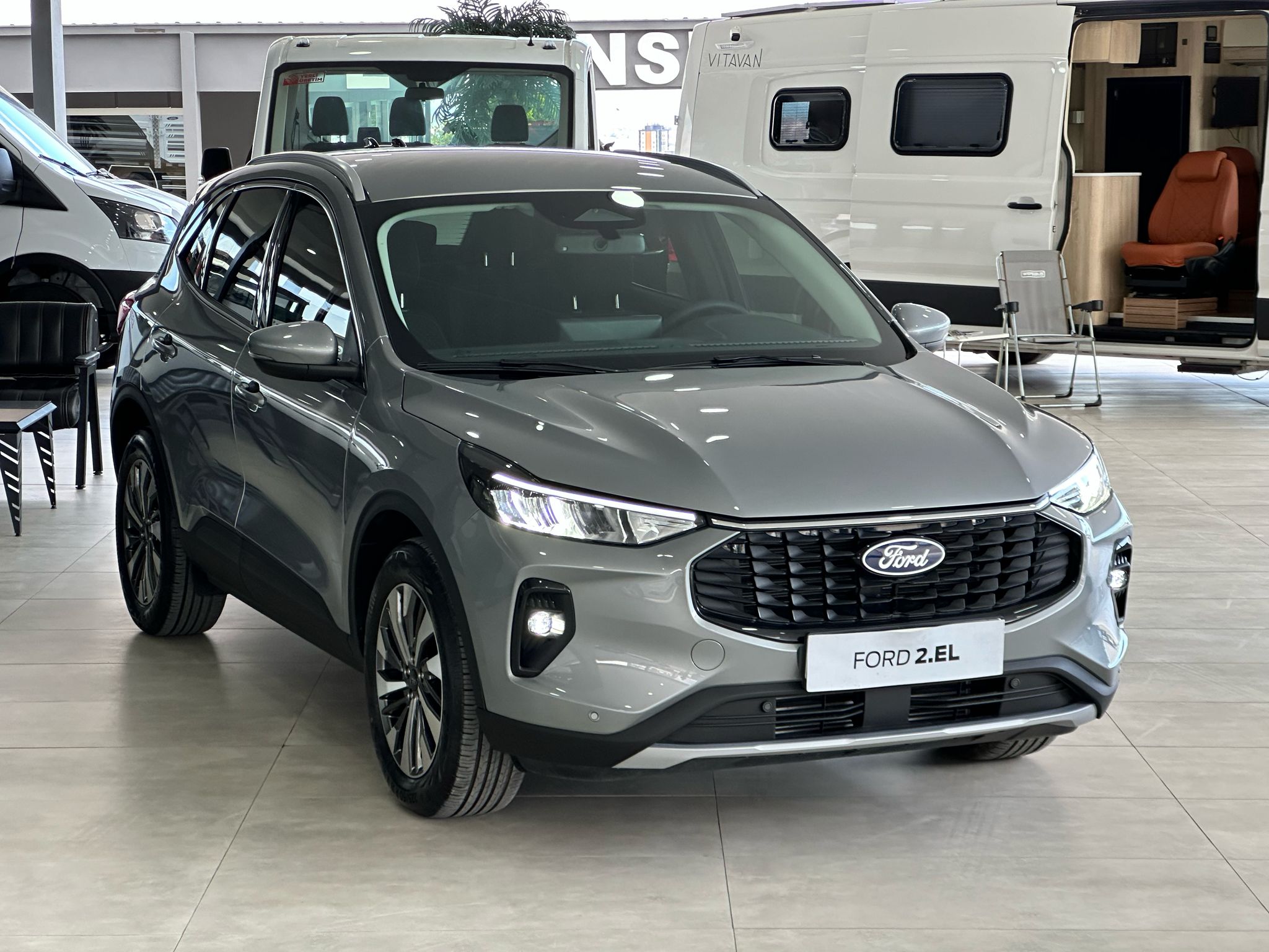 KUGA TİTANİUM 3.500 KM FORD 2024