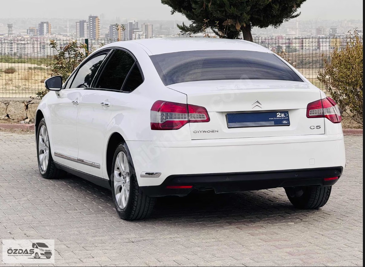 CITROEN C5 1.6 HDI CONFORT 2012 MODEL