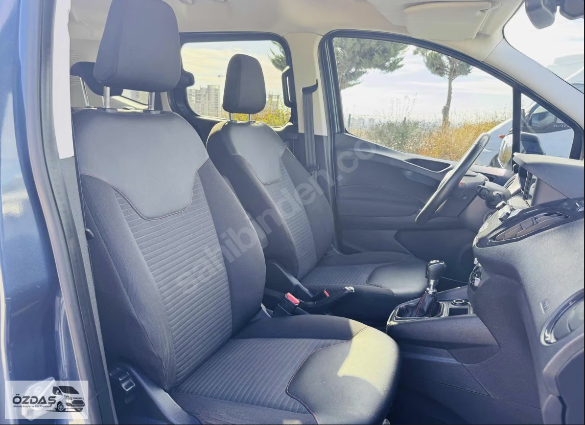FORD TOURNEO COURIER 1.5 TDCI T.PLUS 2022 MODEL