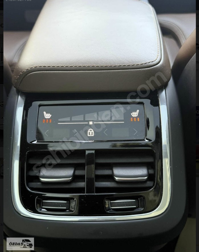 VOLVO XC60 INSCRİPTİON TABA AHŞAP 2020 MODEL