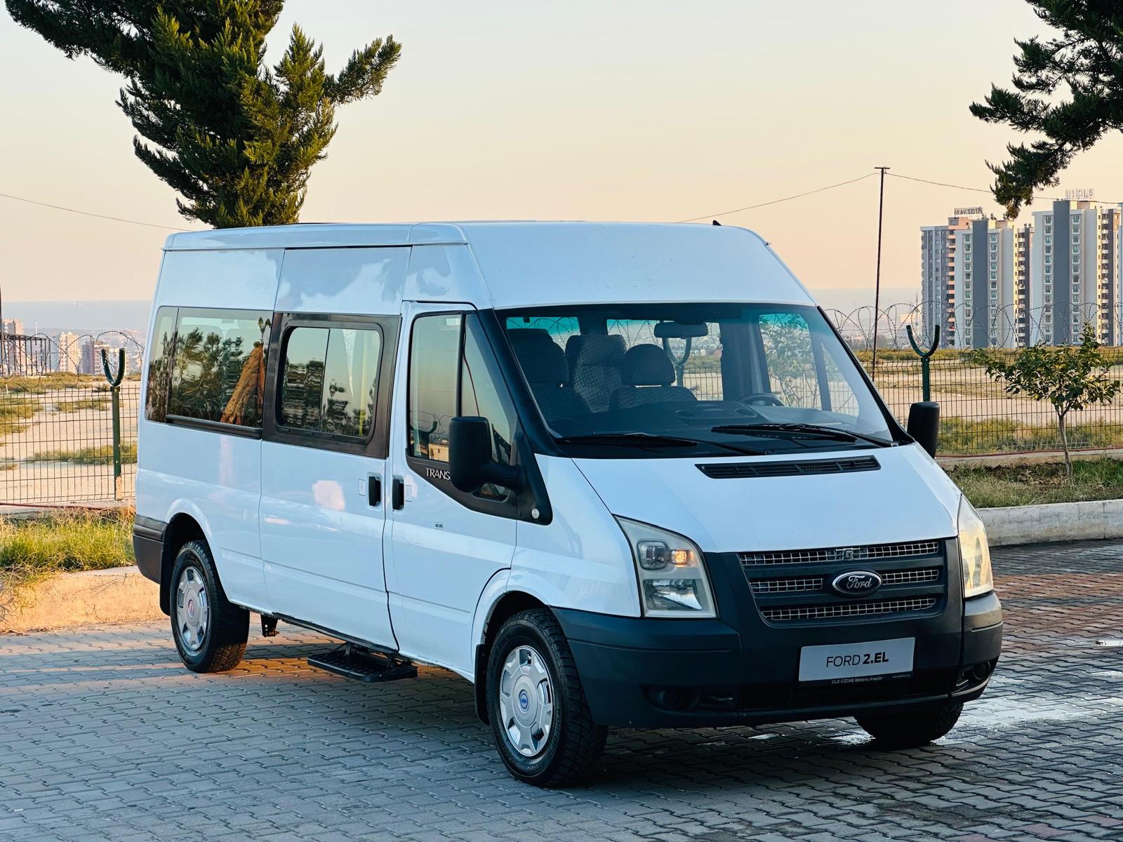 TRANSİT 13+1 MİNİBÜS ÇİFT KLİMA FORD 2013 MODEL
