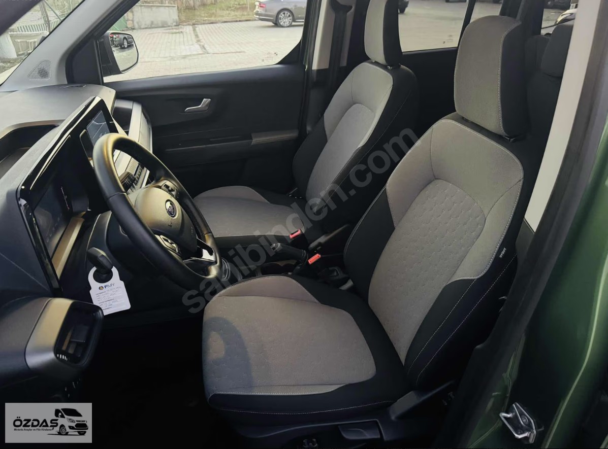 FORD TOURNEO COURIER 1.5 TITANIUM 2024 MODEL